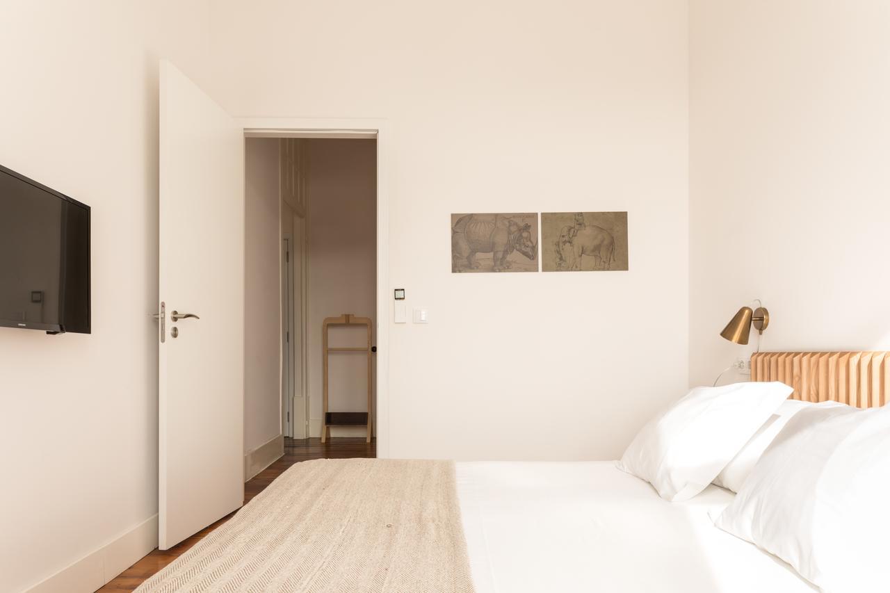 Two-Bedroom Apartment City View